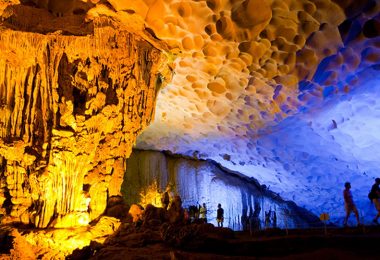 Dau Go Cave Halong Bay