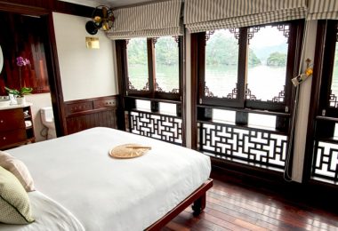 Grand Deluxe Cabin
