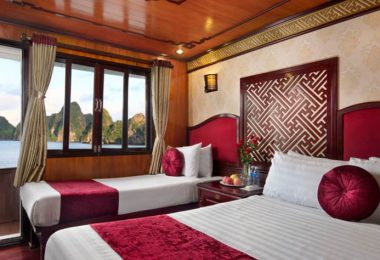 Deluxe Triple Cabin with Sea View