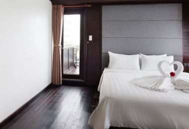 Stellar Cruises Halong Suite