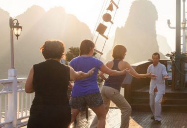 Stellar Cruises Halong Ta Chi