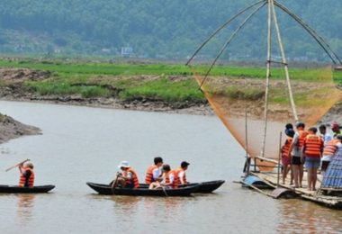 Fishing Trip Swan Cruise