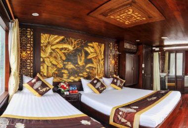 Triple Cabin Renea Crusie